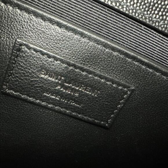 💎✨BEAUTIFUL✨💎Authentic Yves Saint Laurent Monogram Envelope Black Hardware - Picture 11 of 16